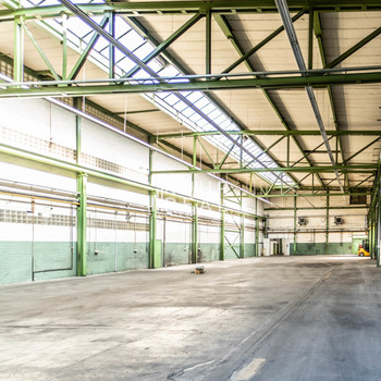 3.000 m² Lagerhalle | Teilbar ab ca. 1.000 m² | ebenerdige Tore |  RUHR REAL