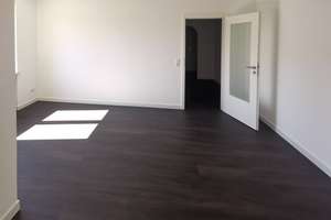 Umfassend sanierte 2RW mit sonnigem Balkon und Garage in ruhiger Lage – Die vollständige Adresse der Immobilie erhältst du vom Anbieter., 4177 Altlindenau, Leipzig – Vorschaubild 10
