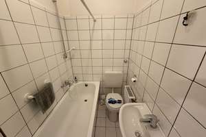 *Schöne 2 Raum Wohnung mit Keller*in einem frisch Modernisierten Haus* – Margaretenstr. 2, 45145 Holsterhausen, Essen – Vorschaubild 2