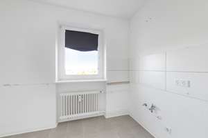 Ideal geschnittene 2-Raum-Wohnung mit Balkon und Weitblick in Wuppertal Langerfeld – Heinrich-Böll-Straße 200, 42277 Langerfeld-Beyenburg, Wuppertal – Vorschaubild 4
