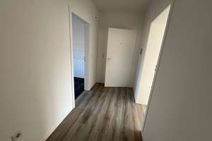 Großzügige 3 Zi.-Whng. mit Balkon, modernes wannenbad mit Fenster - Duisburg Rheinhausen – Joseph-Haydn-Straße 18, 47229 Rheinhausen-Mitte, Duisburg – Vorschaubild 8