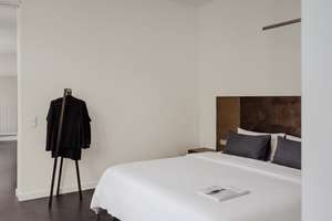 Ikonisches Carloft in Kreuzberg: Townhouse-Apartment mit privatem Auto-Lift und Patio-Terrasse – Paul-Linke-Ufer 9, 10999 Kreuzberg, Berlin – Vorschaubild 19