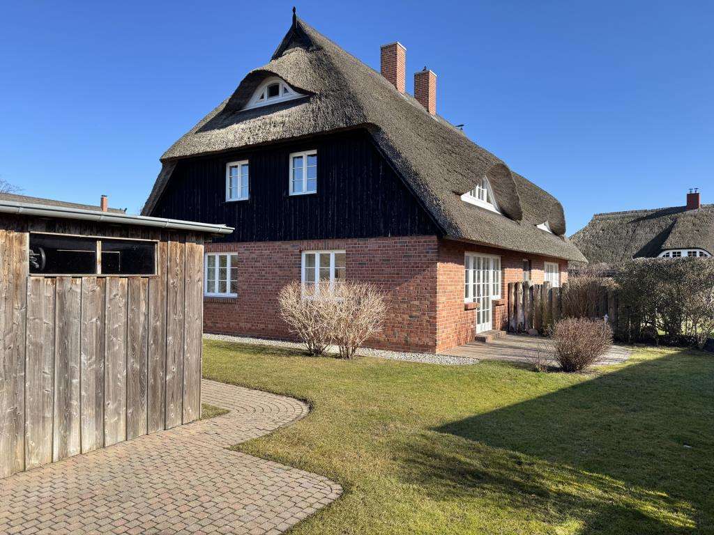 Immobilie in Ahrenshoop - Großzügiges Doppelhaus unter Naturrohr - Bild 0