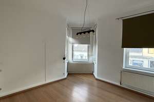 Sanierte 3-Zimmer-Wohnung mit EBK in Bielefeld Mitte – Die vollständige Adresse der Immobilie erhältst du vom Anbieter., 33613 Mitte, Bielefeld – Vorschaubild 2