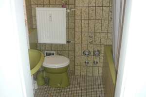 2,5 Raum Etagenwohnung mit Balkon und moderner EBK in Bochum-auch WG geeignet – Hattinger Straße 88, 44789 Südinnenstadt, Bochum – Vorschaubild 10