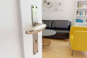 Charmantes Wohnen auf der Waldau: Lichtdurchflutete Altbau-Eleganz mit Gartenanteil – Ahornstr 24, 70597 Waldau, Stuttgart – Vorschaubild 7
