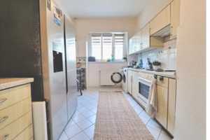 Frisch renovierte 2-Zimmer-Wohnung mit neuer Küche & modernem Bad – Energieeffizienzklasse B – Schöneicher Straße 12f, 13055 Berlin – Vorschaubild 4