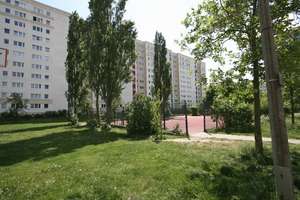 Property thumbnail 1