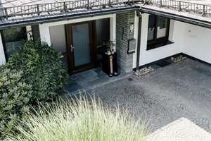 Hideaway mit Stil – Großes Grundstück, Pool & spektakuläre Aussicht – Die vollständige Adresse der Immobilie erhältst du vom Anbieter., 59581 Warstein – Vorschaubild 7