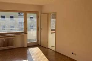 Helle 1-Zimmer-Wohnung mit Balkon und EBK in München-Laim / U5 Friedenheimer Straße  – Justinus-Kerner-Straße XX, 80686 Friedenheim, München – Vorschaubild 3