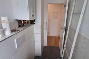 Neckarblick! Liebevoll sanierte Etagenwohnung mit tollem Neckarblick und Balkon! – Die vollständige Adresse der Immobilie erhältst du vom Anbieter., 68169 Neckarstadt-West, Mannheim – Vorschaubild 3
