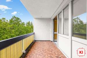 Renovieren und Einziehen! Gut geschnittene 3-Zimmer-Wohnung mit ruhigem Westbalkon – Die vollständige Adresse der Immobilie erhältst du vom Anbieter., 81925 Oberföhring, München – Vorschaubild 2