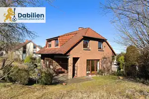 RESERVIERT.....Charmantes Einfamilienhaus in ruhiger Sackgassenlage mit Carport, Terrasse und Garten – Hildesheim (Kreis) – Vorschaubild 2