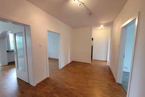 Wunderschöne Drei-Zimmerwohnung in perfekter Lage! – Roßstraße 108, 40476 Golzheim, Düsseldorf – Vorschaubild 7