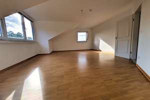 Sofort bezugsfertig! Helle 3ZKDB in ruhiger Lage - 78qm, Wannenbad, Wohnküche, Keller, Tiefgarage... – Die vollständige Adresse der Immobilie erhältst du vom Anbieter., 53229 Holzlar, Bonn – Vorschaubild 4