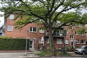 Charmante 2-Zimmer-Dachgeschoss-Maisonette-Wohnung mit Spitzboden im grünen Villenviertel – Die vollständige Adresse der Immobilie erhältst du vom Anbieter., 22043 Marienthal, Hamburg – Vorschaubild 2