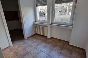 Erdgeschoss  - 88 m2  - zentrale Lage - 3 ,5 Zimmer – Die vollständige Adresse der Immobilie erhältst du vom Anbieter., 47799 Cracau, Krefeld – Vorschaubild 4