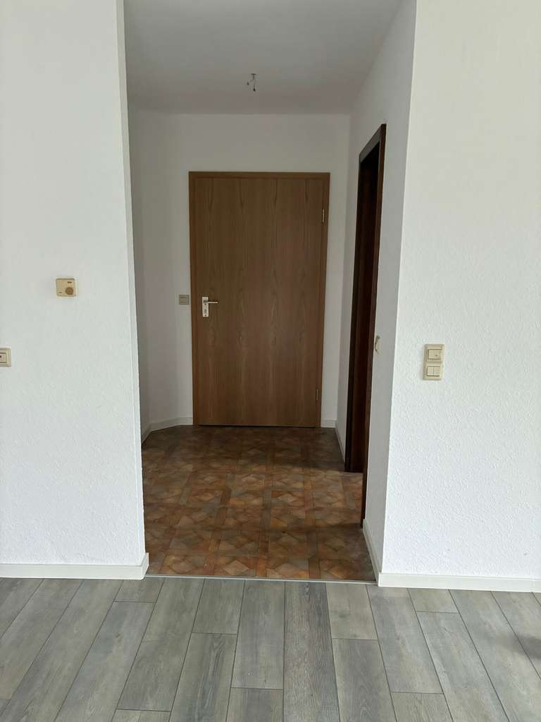 Immobilie in Sinzheim - Charmante 1-Zimmer-Erdgeschosswohnung mit Balkon und Stellplatz in Sinzheim - Bild 3