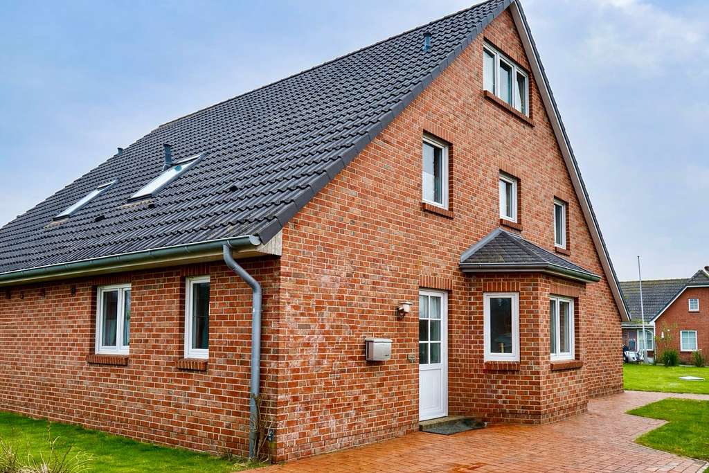 Immobilie in Nordstrand - Ihr Rückzugsort an der Nordsee - Komfortable Doppelhaushälfte auf Nordstrand - Bild 0