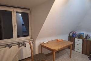 kleine 2-Zimmer-Dachgeschoss-Wohnung in Heidingsfeld**  – Werkingstraße 4, 97084 Heidingsfeld, Würzburg – Vorschaubild 5