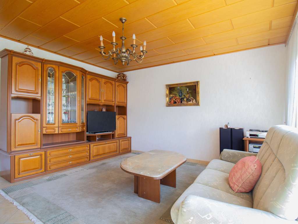 Immobilie in Maxdorf - Großzügige Maisonette mit viel Potenzial in ruhiger Lage! - Bild 3