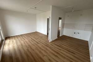 Moderne 3-Zimmer-Wohnung mit großem Balkon in ruhiger Lage! – Astonstraße 60, 39116 Sudenburg, Magdeburg – Vorschaubild 2