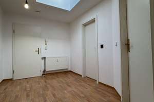 Tageslichtbad mit Wanne – Wolfenbütteler Straße 20, 39112 Sudenburg, Magdeburg – Vorschaubild 9