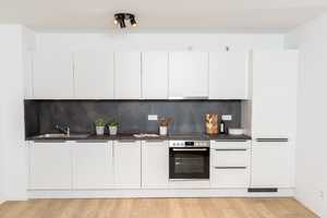 *Erstbezug* Charmante und helle 3-Zimmer Wohnung mit sonnigem Balkon! – Kunigundenstraße 9, 90439 Nürnberg – Vorschaubild 4
