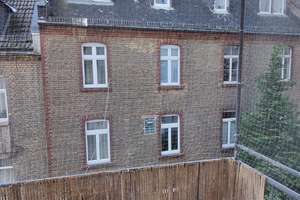 RENOVIERUNGSBEDÜRFTIG ++ 2 Zimmer Altbauwohnung im Wiesbadener Westend ++ Aktuell vermietet