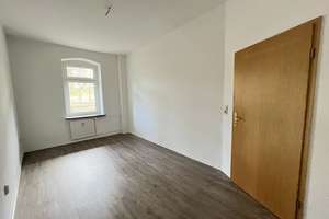 Große 3 Zimmer Wohnung mit Balkon in Ruhige Gegend – Bernsdorfer Str. 185, 9126 Bernsdorf, Chemnitz – Vorschaubild 5