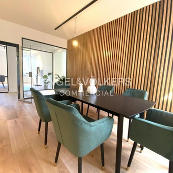 Helle Büros zwischen Langhansstraße und Rennbahnstraße