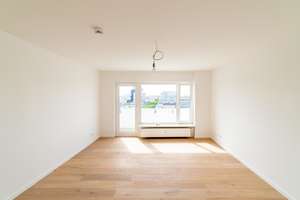 Licht. Luft. Luxus – Wohnen mit Penthousefeeling
Airy, Bright, Elevated– 2BR with Penthouse Feeling – Die vollständige Adresse der Immobilie erhältst du vom Anbieter., 10787 Tiergarten, Berlin – Vorschaubild 5