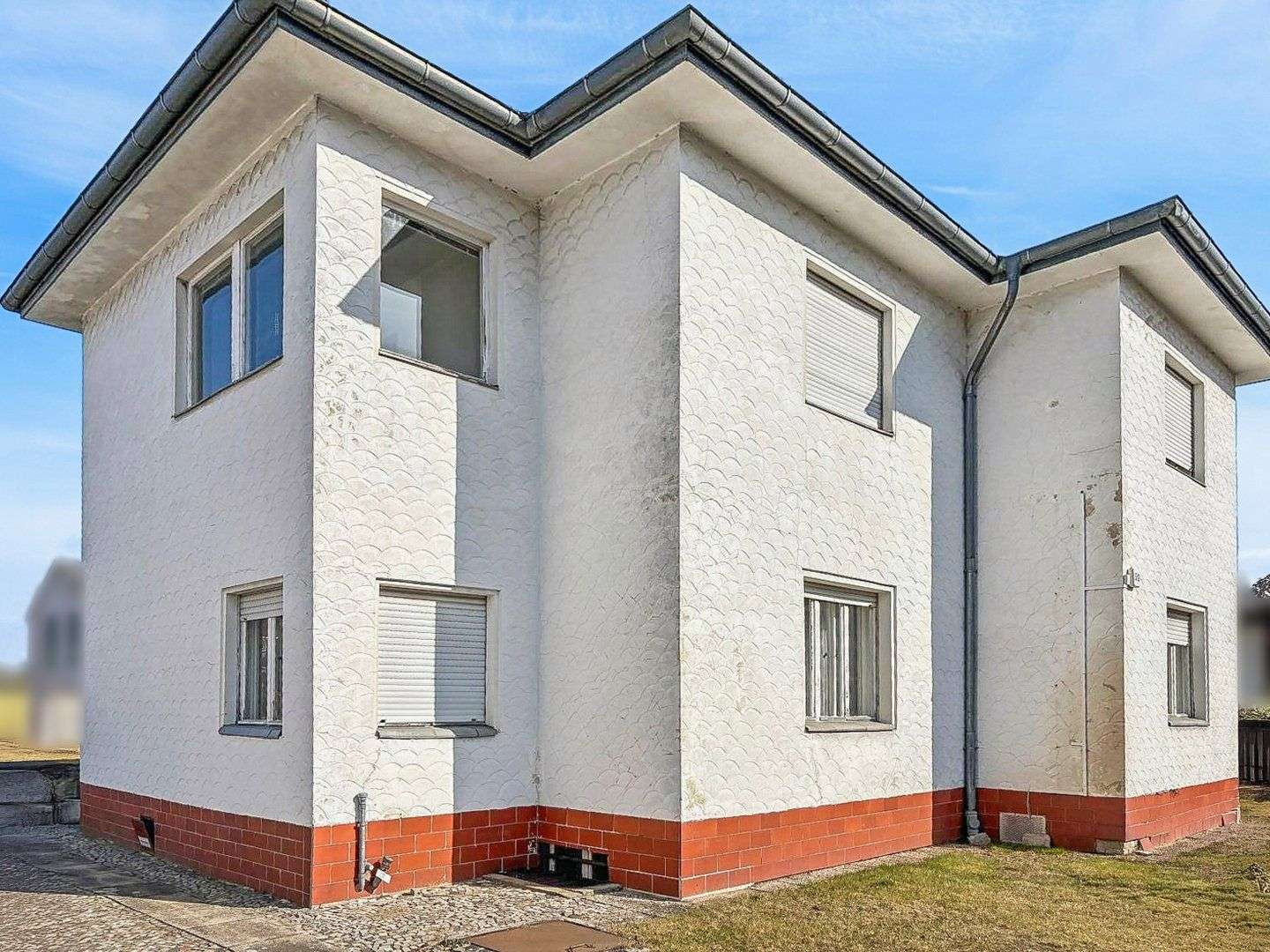 Sanierungsbedürftiges Zweifamilienhaus mit viel Potenzial in Berlin-Heiligensee, Berlin – Bild 1
