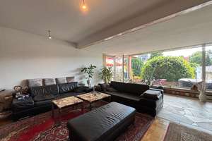 Individueller, modernisierungsbedürftiger Bungalow mit gepflegtem Garten, Garage in Nürnberg-Eibach – Die vollständige Adresse der Immobilie erhältst du vom Anbieter., 90451 Eibach, Nürnberg – Vorschaubild 4