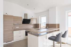 Hochwertige Penthouse-Wohnung mit weitläufiger Dachterrasse in Ingolstadt-Hollerstauden! – Die vollständige Adresse der Immobilie erhältst du vom Anbieter., 85049 Friedrichshofen-Hollerstauden, Ingolstadt – Vorschaubild 6