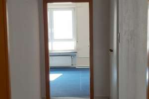 Helle 3,5-Zimmer-Wohnung mit Balkon in Wiesbaden-Nordost – Die vollständige Adresse der Immobilie erhältst du vom Anbieter., 65195 Nordost, Wiesbaden – Vorschaubild 3