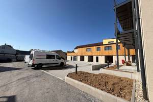 Erstbezug zum 01.10.2026: Design-Möbliertes Smart-Apartment im Herzen von Plattling – Deggendorfer Str. 14, 94447 Plattling – Vorschaubild 13