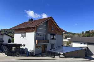 *Geschmackvoll saniertes Zweifamilienhaus mit 4 Garagen* im Zentrum von Freyung  – Freyung-Grafenau (Kreis) – Vorschaubild 3