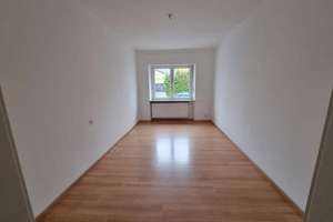 +++Stadtzentrum: Attraktives, gepflegtes 4-Familienhaus mit Südbalkonen, Südgarten und Ausbaurese... – Die vollständige Adresse der Immobilie erhältst du vom Anbieter., 66953 Pirmasens, Pirmasens – Vorschaubild 30