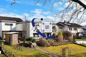 Grundsolide mit extra großem Wohn-/Essbereich - sonniger, familienfreundlicher Garten!