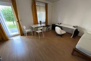 NUR FRAUEN Untervermietung: 3-Zimmer-Wohnung in Duisburg – Die vollständige Adresse der Immobilie erhältst du vom Anbieter., 47055 Wanheimerort, Duisburg – Vorschaubild 4