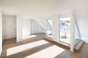 Friedenauer Wohntraum: stilvolles Dachgeschoss mit Aufdachterrasse im Erstbezug!