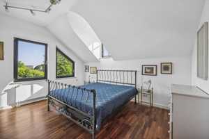 Gehobene Villa mit schön angelegtem Garten und Naturpool, PV und Doppelgarage – Heilbronn (Kreis) – Vorschaubild 9