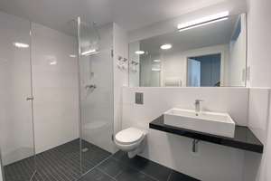 Modernes Single-Apartment - voll möbliert mit Balkon! – Vesaliusstraße 4, 13187 Pankow (Ortsteil), Berlin – Vorschaubild 2