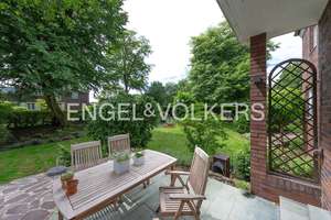 Zeitlos klassische Architektur in unmittelbarer Nähe zum Stadtwald – Die vollständige Adresse der Immobilie erhältst du vom Anbieter., 47803 Inrath/Kliedbruch, Krefeld – Vorschaubild 6