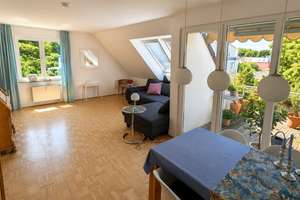 Helle 3-Zimmer-Maisonettewohnung mit Balkon in Köln-Junkersdorf