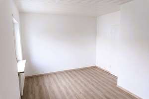 Familienfreundliches Wohnen in Rosenheim – modernisiert & sofort bezugsfertig – Die vollständige Adresse der Immobilie erhältst du vom Anbieter., 83026 Happing, Rosenheim – Vorschaubild 11