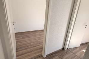 Liebevoll renovierte Haushälfte mit ca. 95 m², großer Terrasse & Waldrandlage – 99198 Udestedt – Vorschaubild 7