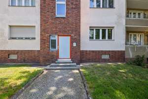 bezugsfreie Erdgeschosswohnung im schönen Berlin-Tegel – Ziekowstraße 120, 13509 Tegel, Berlin – Vorschaubild 2