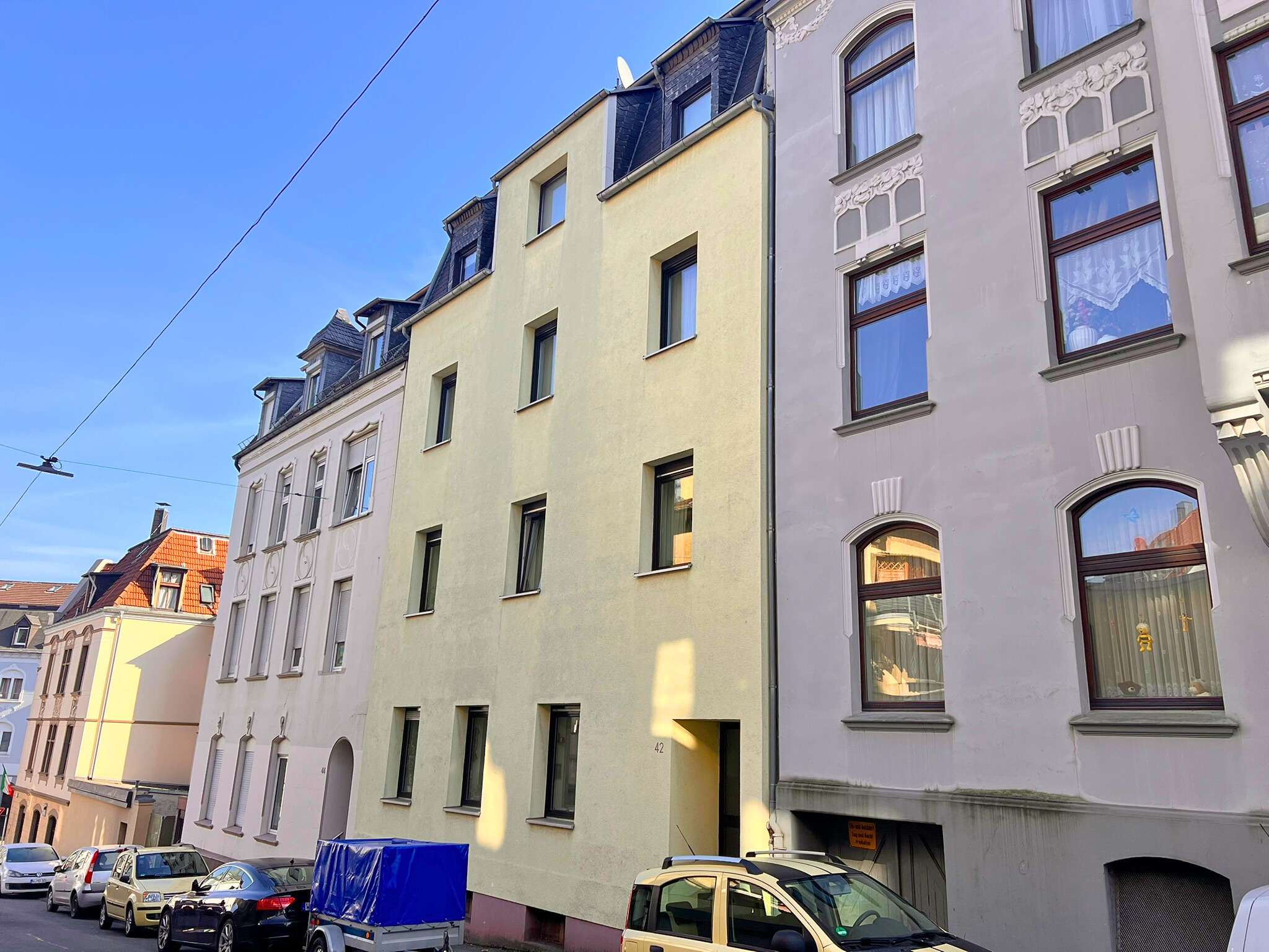 "Von BAIMEX" Modernisierungsbedürftige 3-Zimmer-Erdgeschosswohnung mit Balkon in Wichlinghausen, Wuppertal – Bild 1